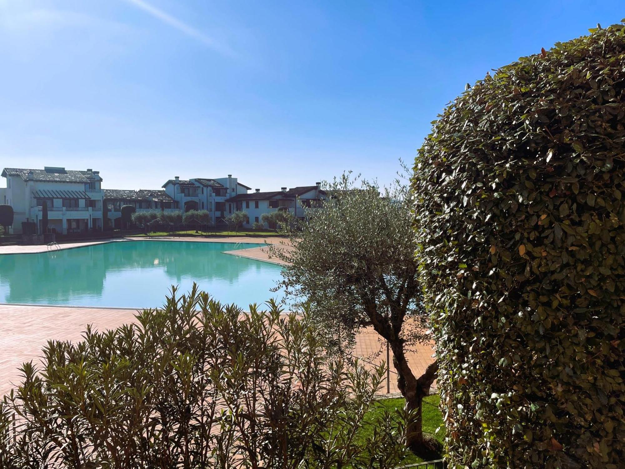 Garda Resort Village 11 佩斯基耶拉德加达 外观 照片